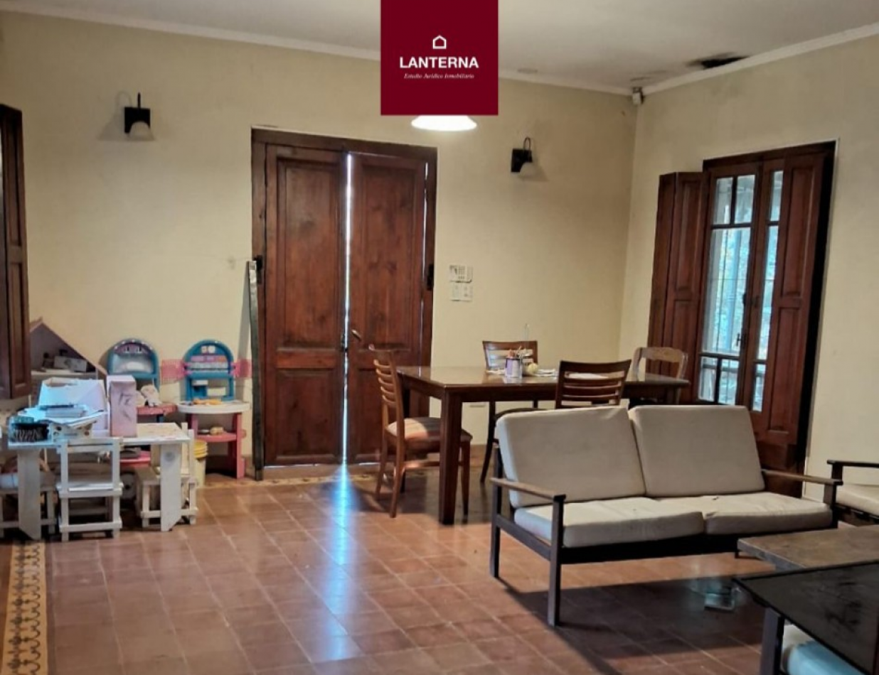 SE VENDE CASA ZONA LA TOMA