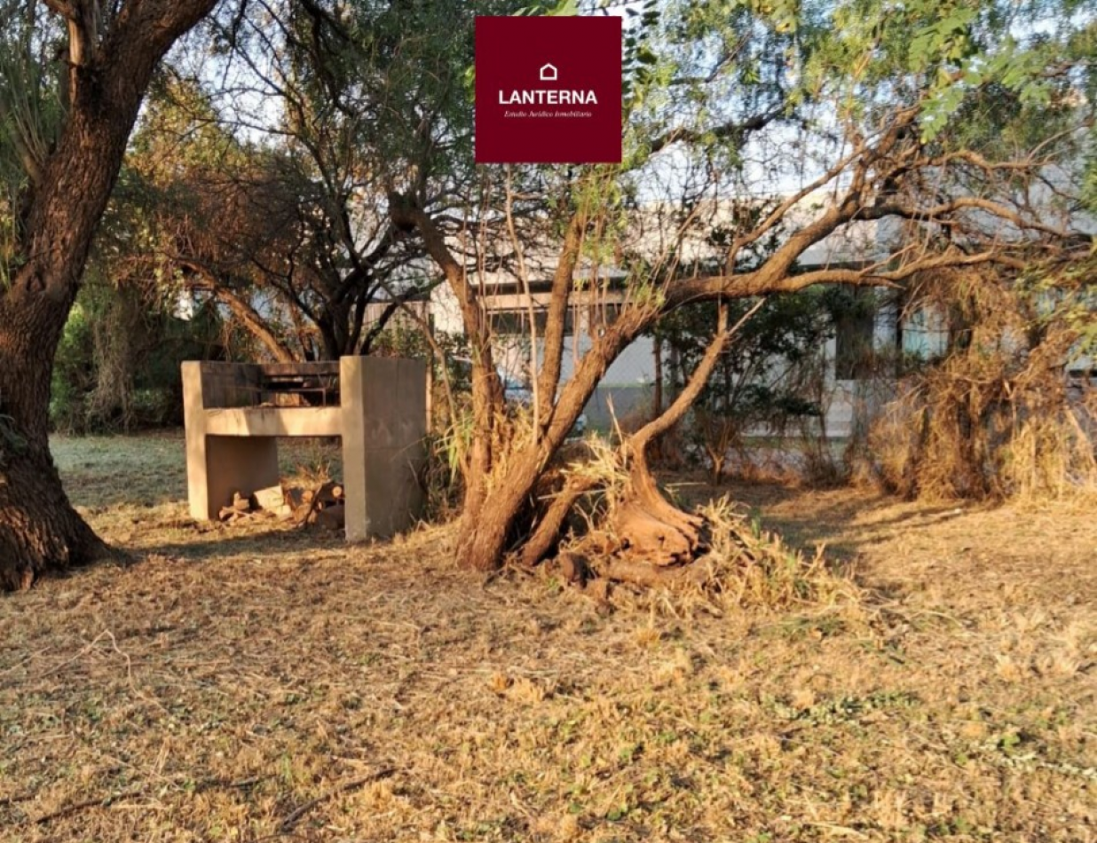 SE VENDE CASA ZONA LA TOMA