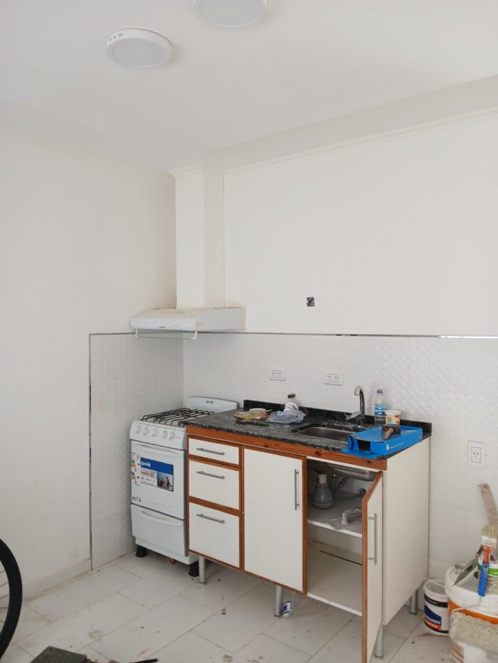 VENDO CASA INTERNA EN CALLE URQUIZA Y MENDOZA