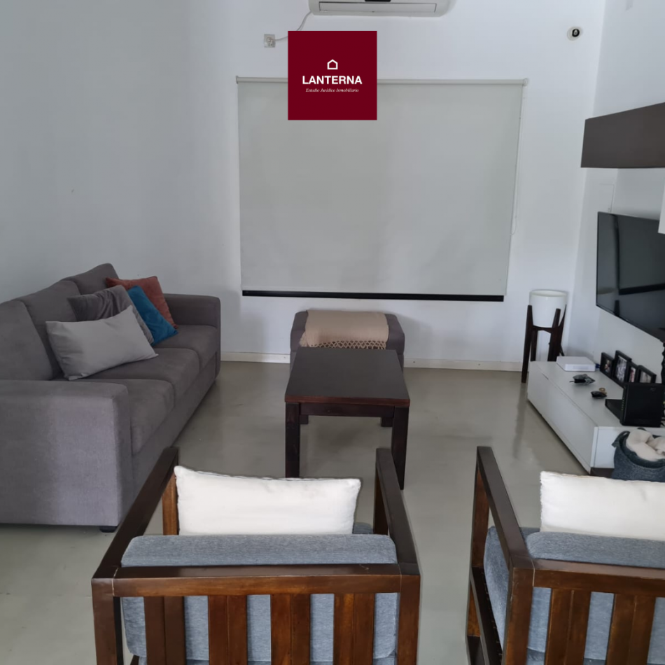 SE VENDE CASA 1047M2 ZONA GAZZANO