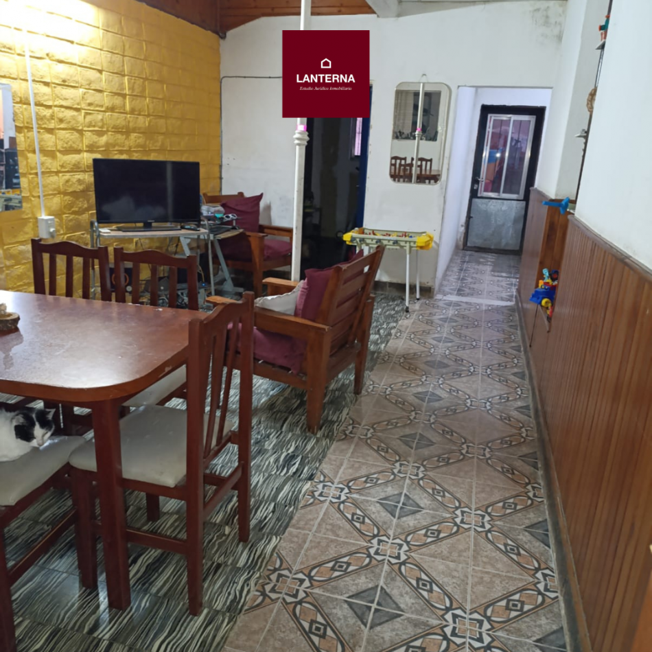SE VENDE CASA SOBRE CALLE CHURRUARIN