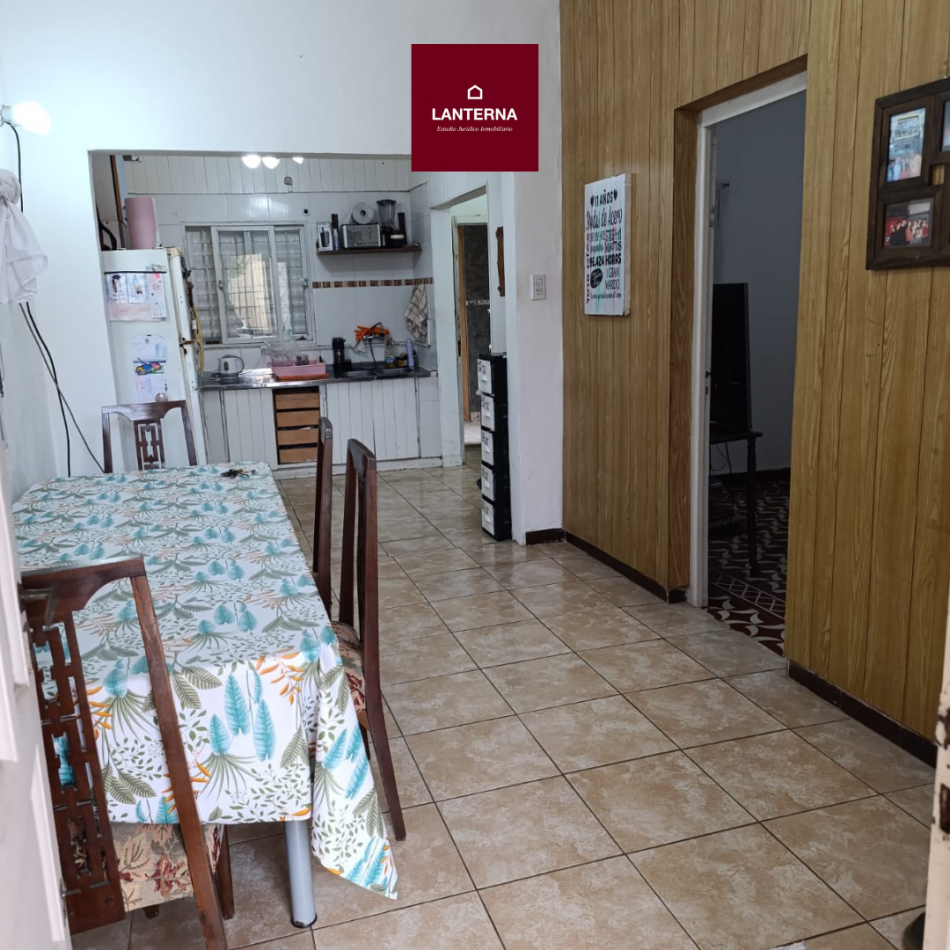 SE VENDE CASA ZONA TIRO FEDERAL