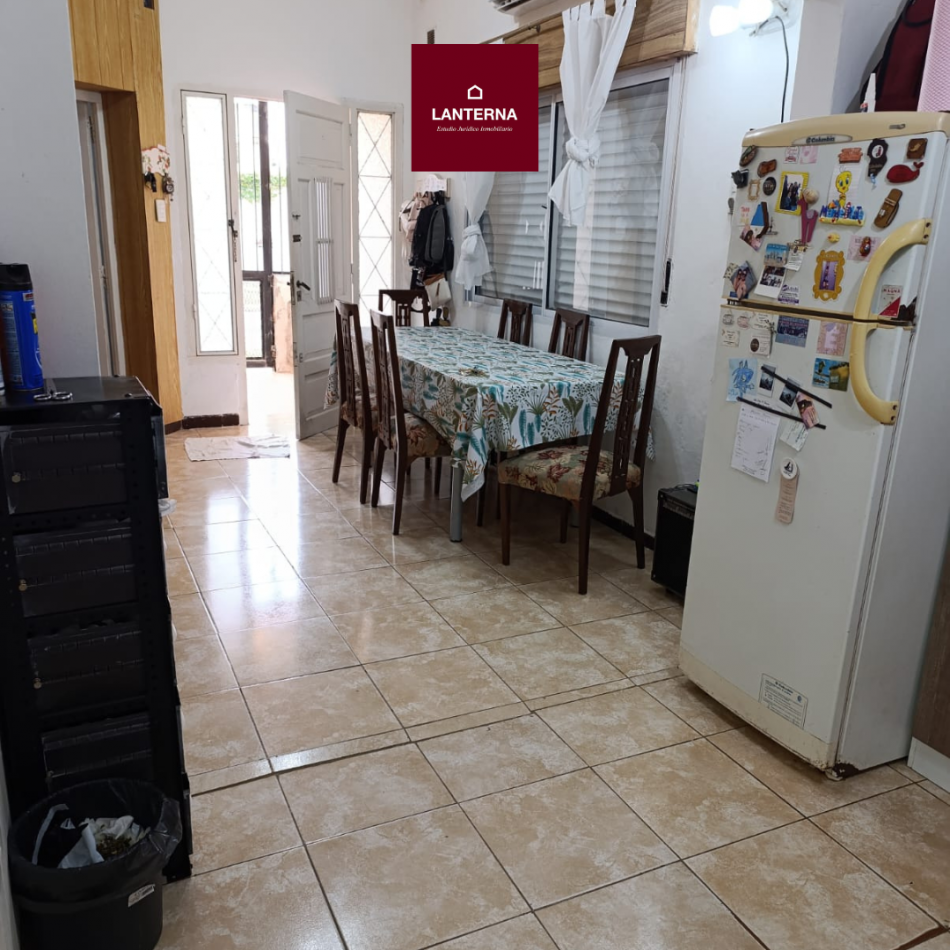 SE VENDE CASA ZONA TIRO FEDERAL