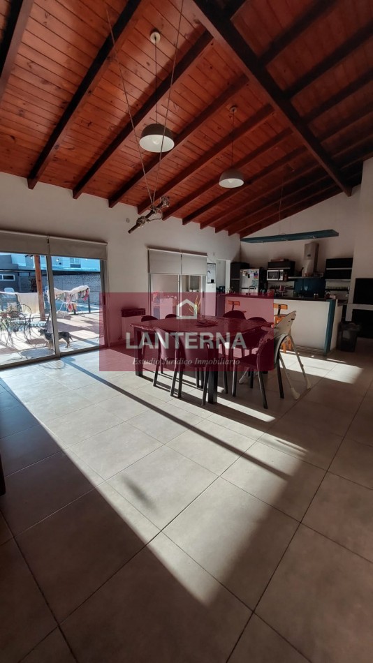 Casa en Venta 3 dormitorios con pileta - Zona Tortuguitas